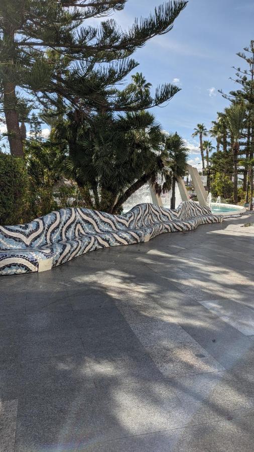 Top Floor Torrevieja Center Apartment Екстериор снимка